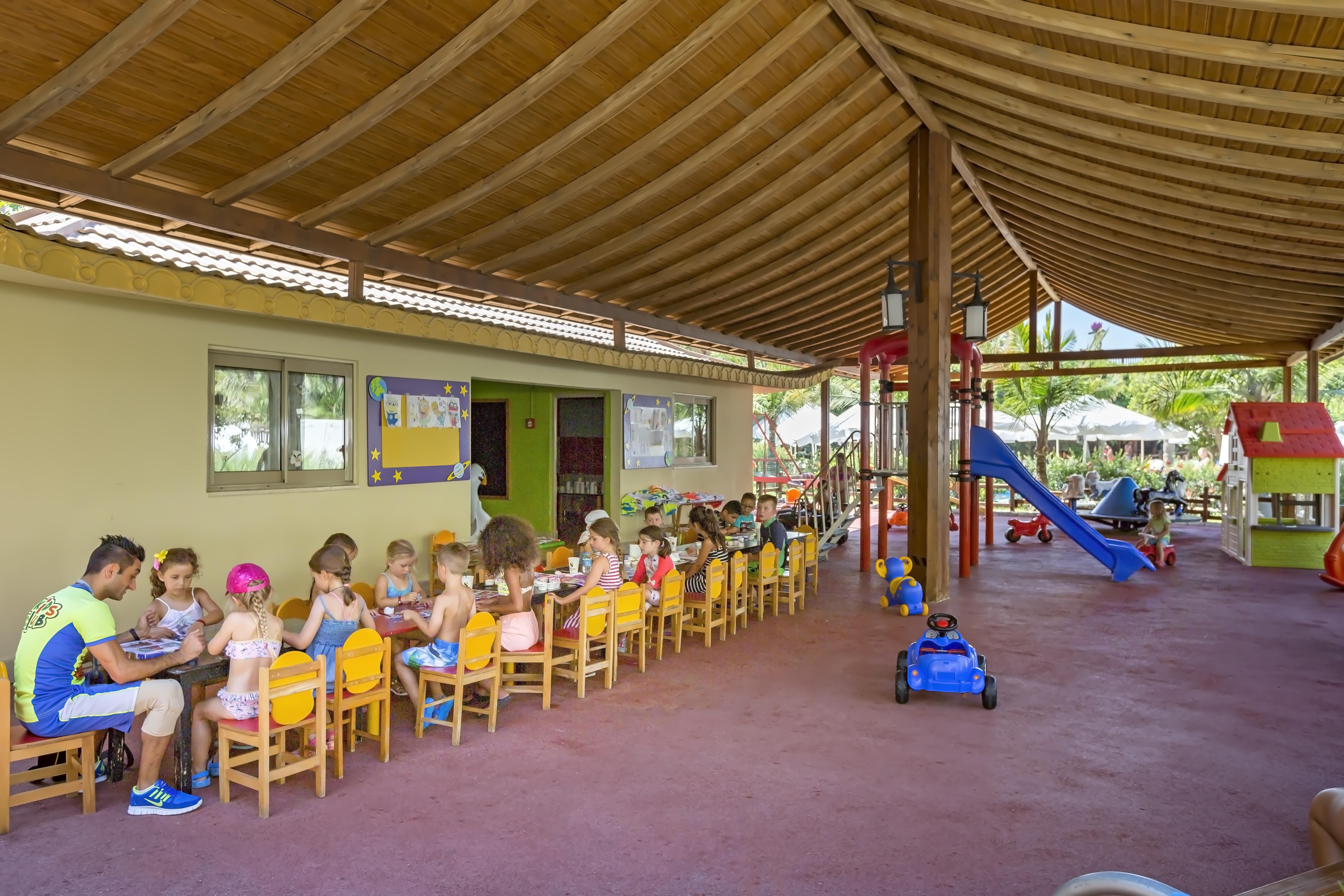 סייד Royal Dragon Hotel מראה חיצוני תמונה