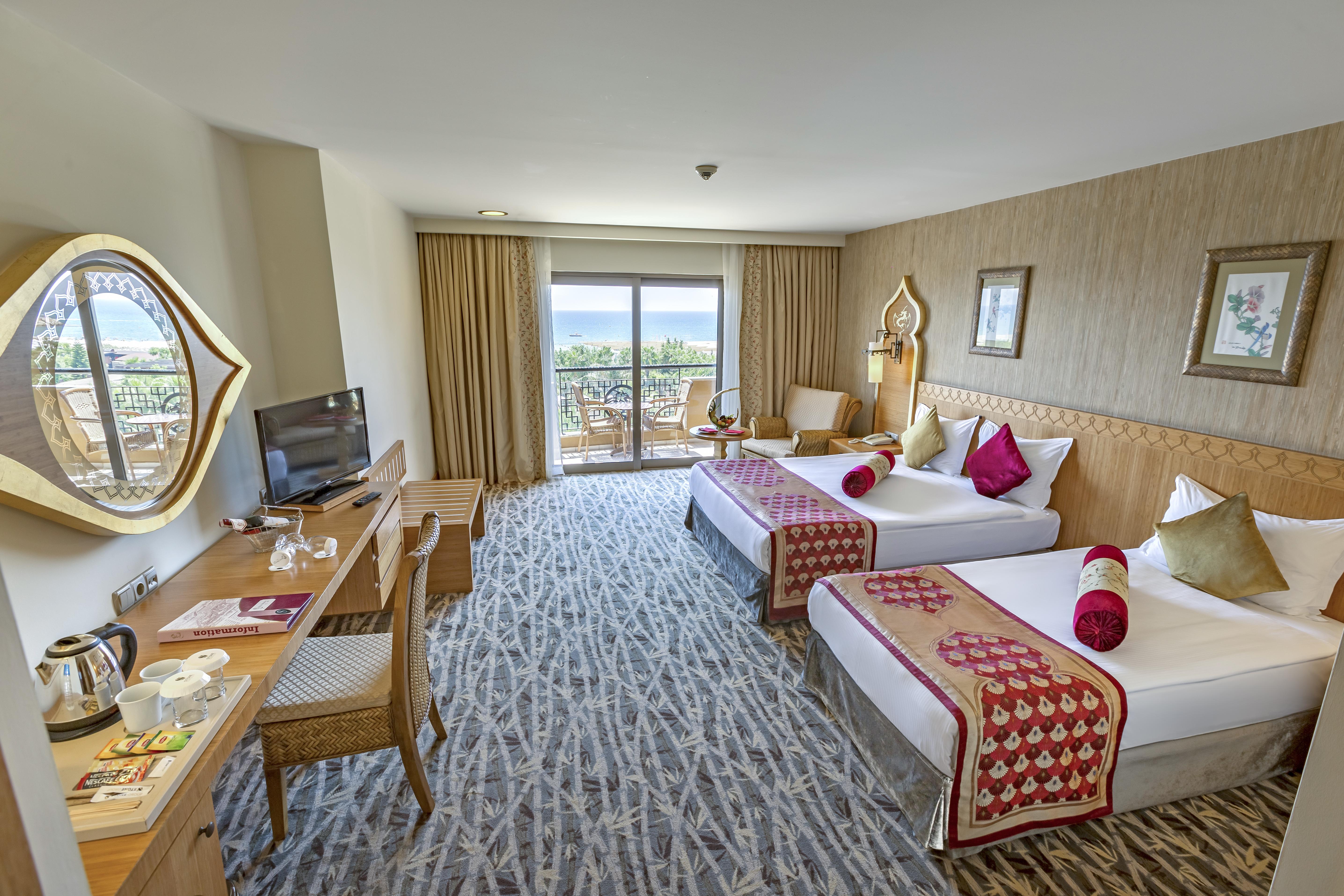 סייד Royal Dragon Hotel מראה חיצוני תמונה