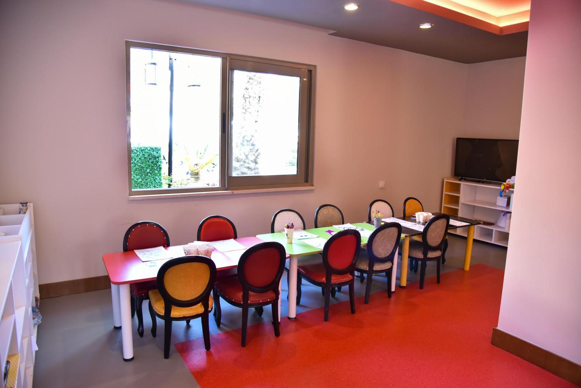 סייד Royal Dragon Hotel מראה חיצוני תמונה
