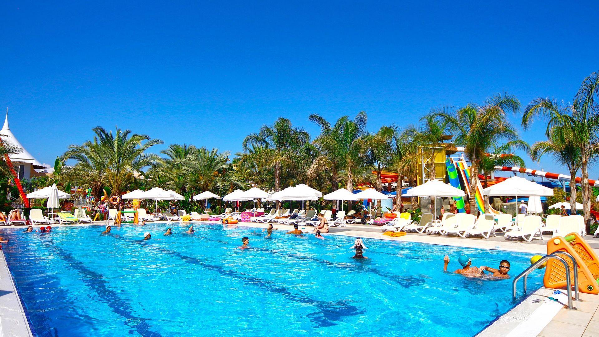 סייד Royal Dragon Hotel מראה חיצוני תמונה