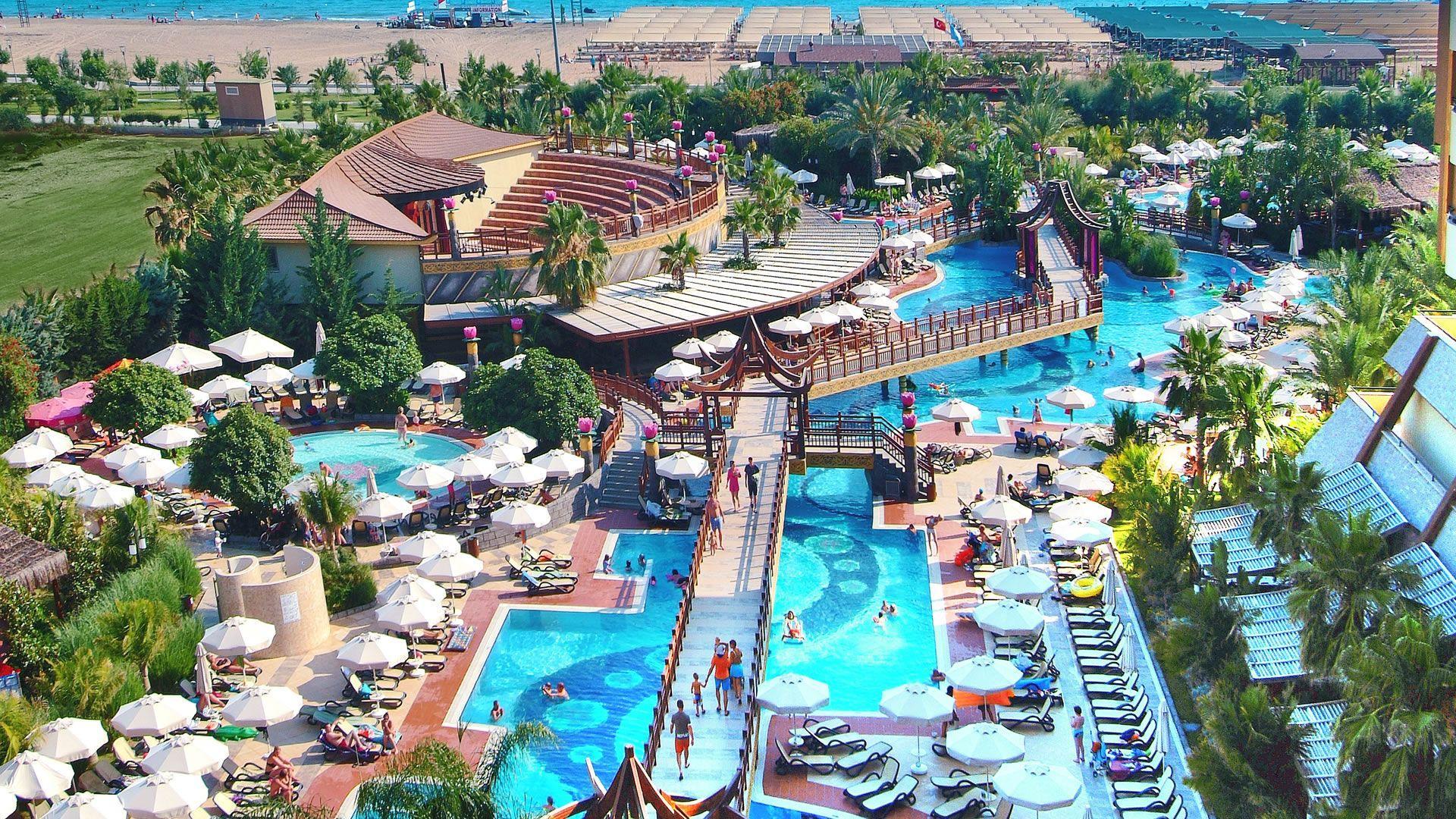סייד Royal Dragon Hotel מראה חיצוני תמונה