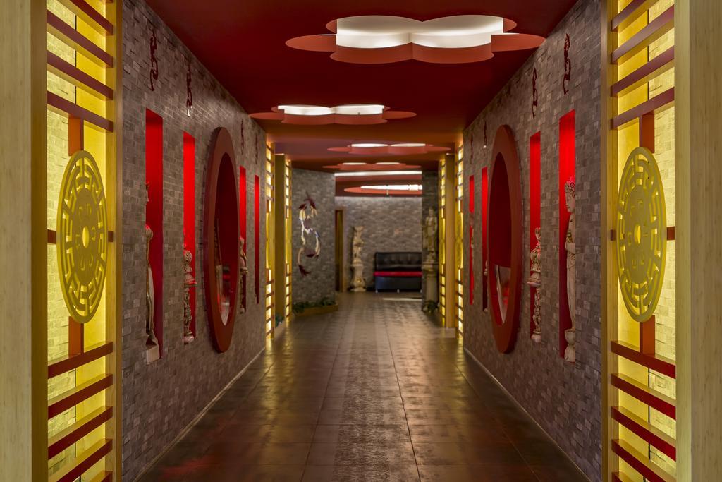 סייד Royal Dragon Hotel מראה חיצוני תמונה