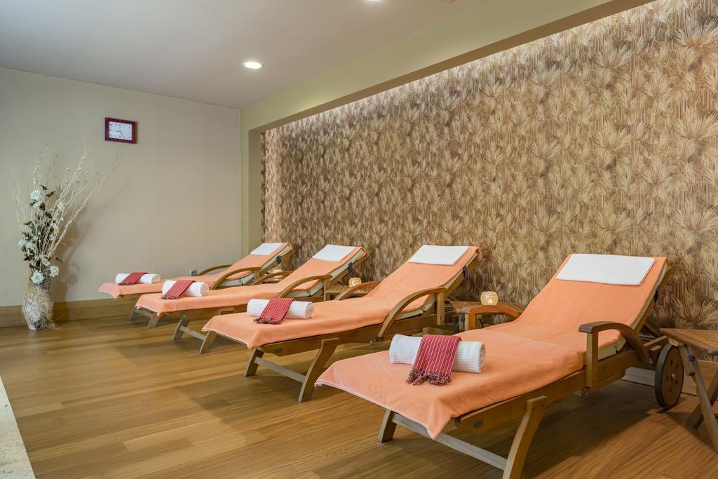 סייד Royal Dragon Hotel מראה חיצוני תמונה